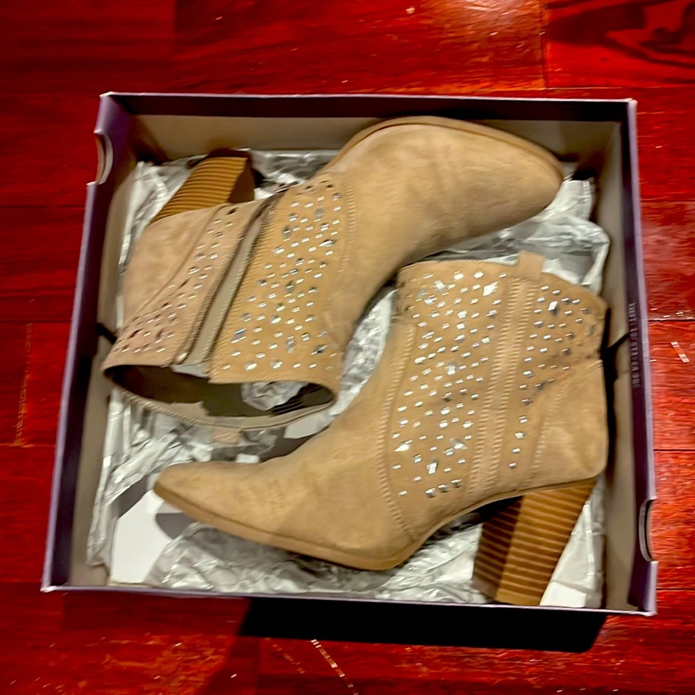 Myra Taupe Ankle Boot